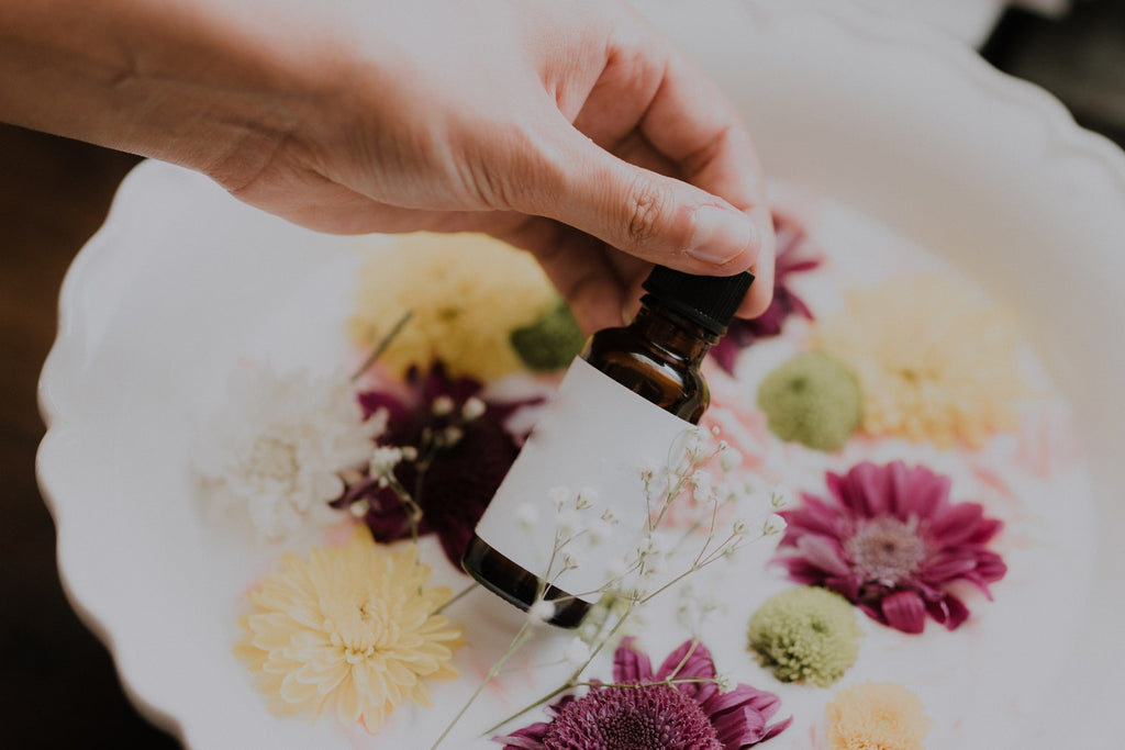Where to Buy Essential Oils: Buying Guide